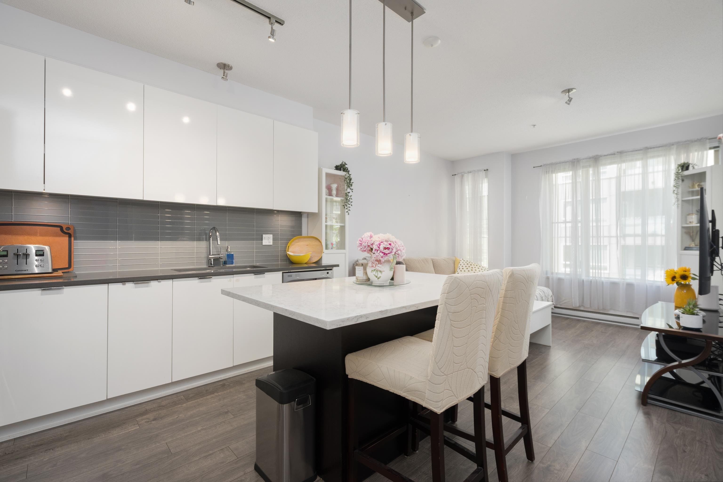 2665 Mountain Highway 417