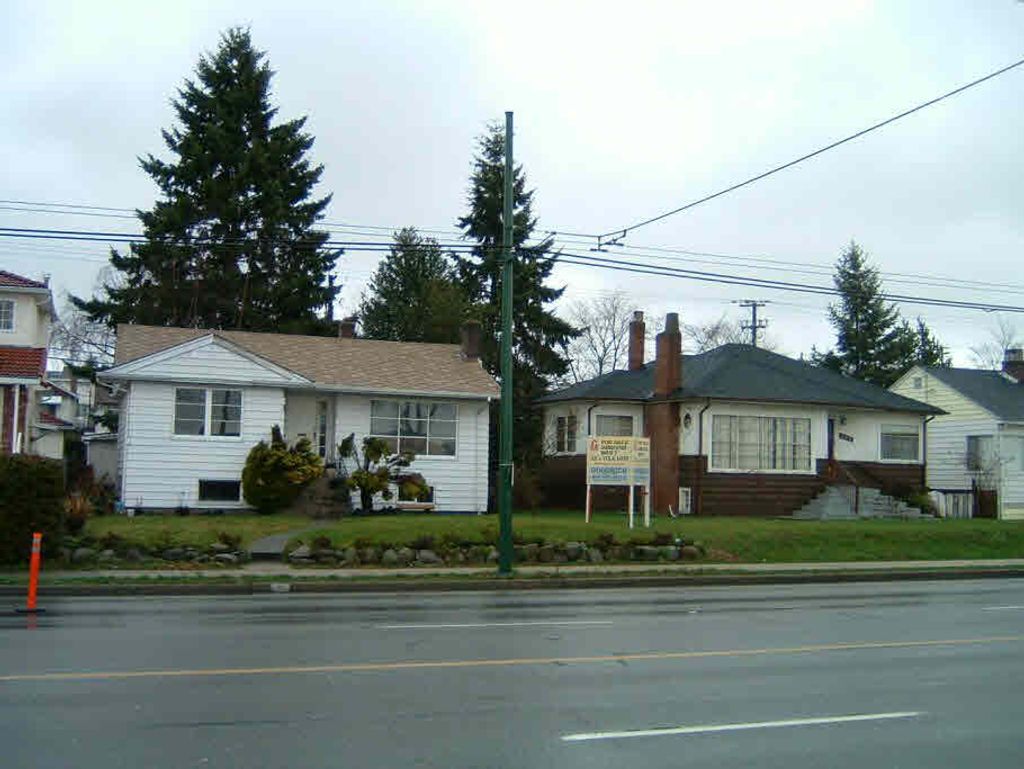 listing image 1104632632754719415