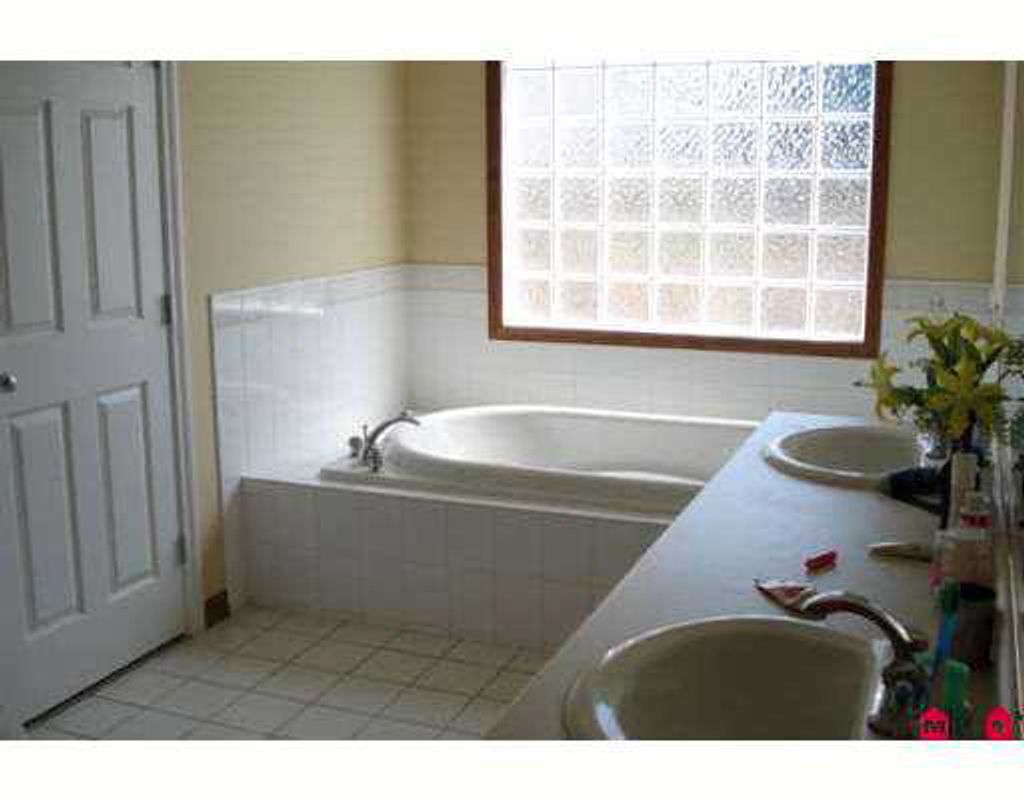 listing image 1106147503131423111