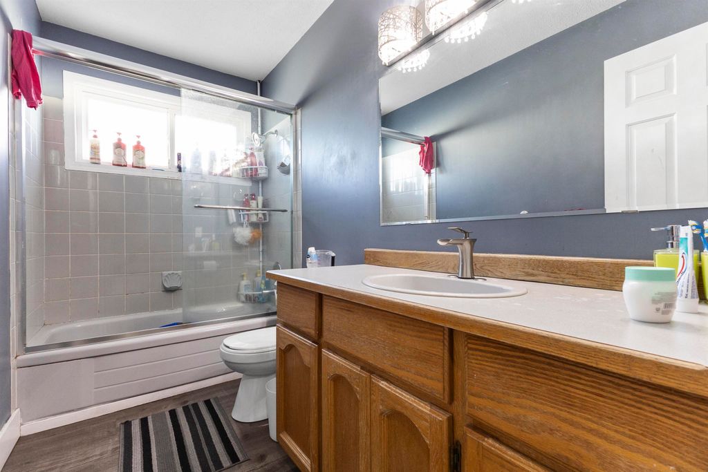 listing image 1106421427041215949