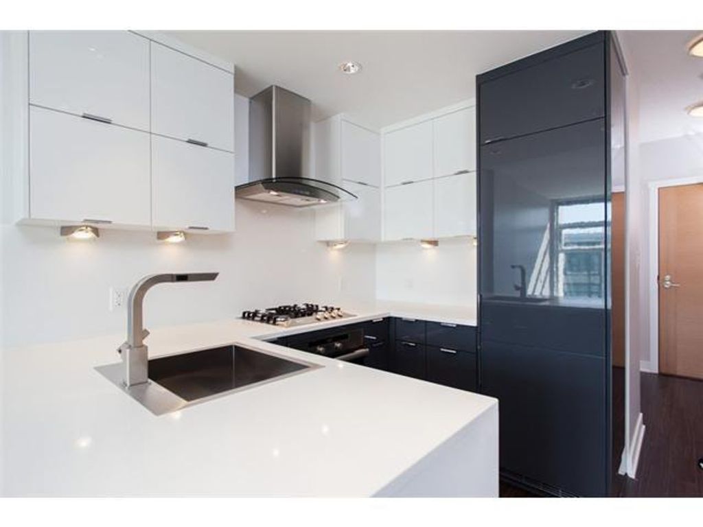 listing image 1102137365668081112