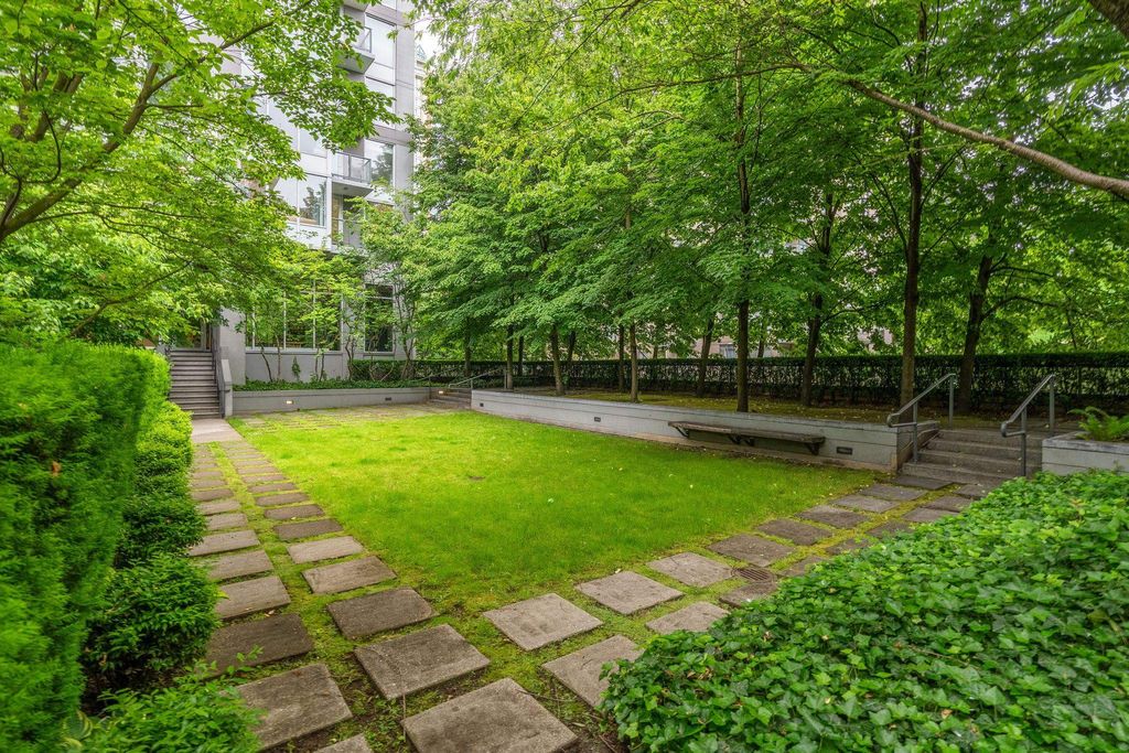 listing image 1100203408243663761