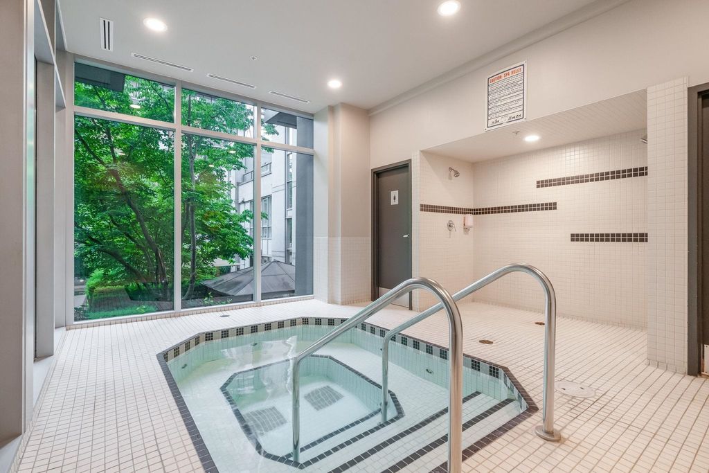 listing image 1103709991980980817
