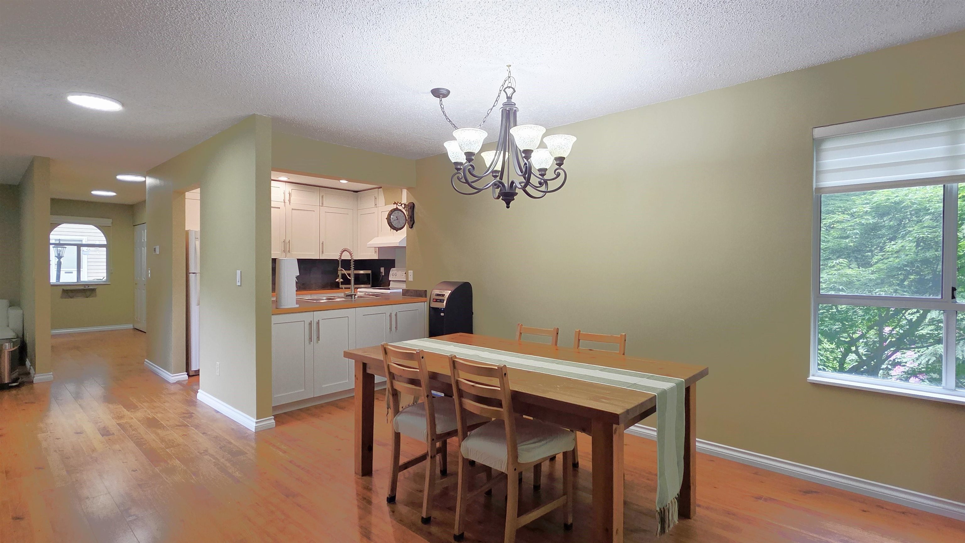 9000 Ash Grove Crescent 13