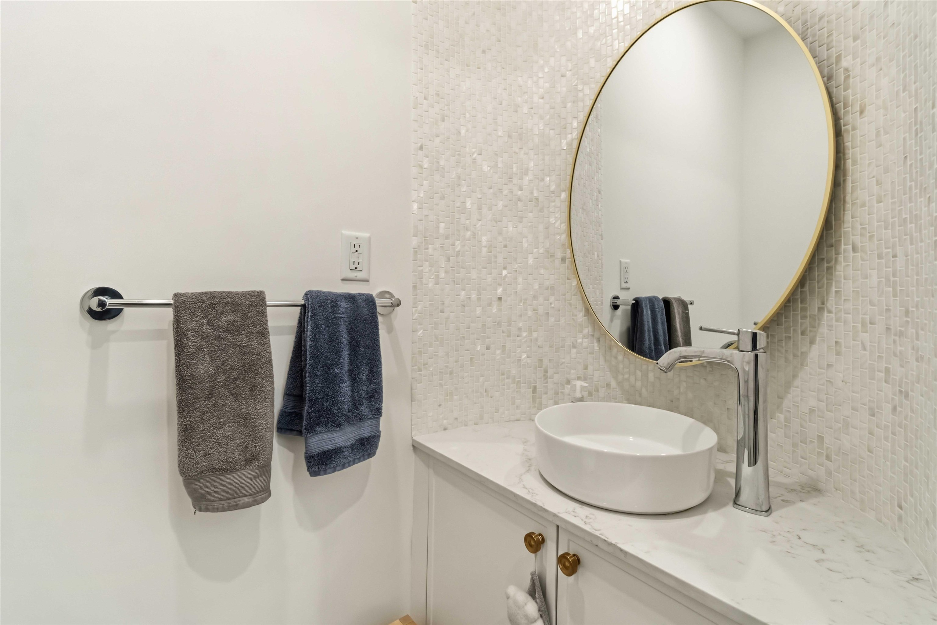 9633 Steveston Highway 8