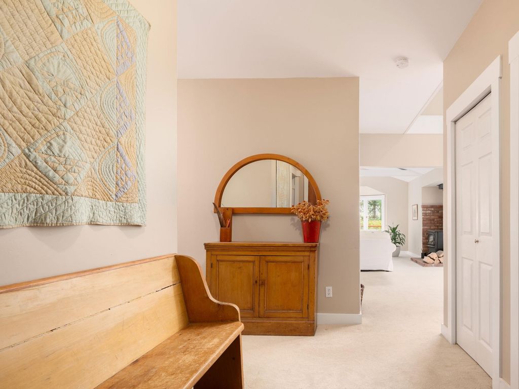 listing image 1103214575079905680