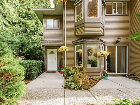 8804 Robins Court Burnaby BC V5A 4K7