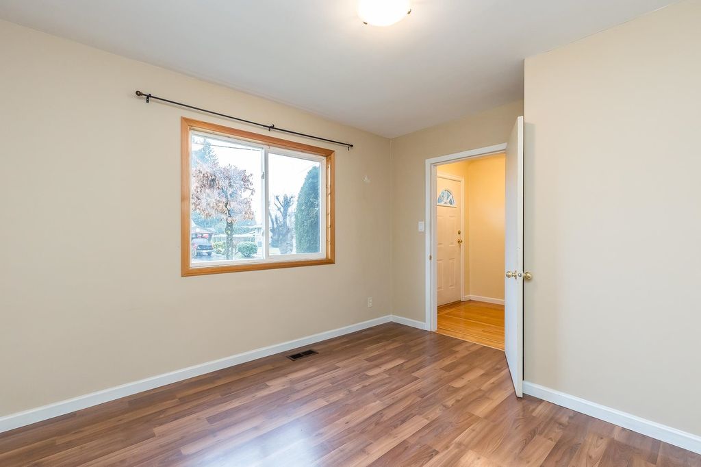 listing image 1101953172201733984