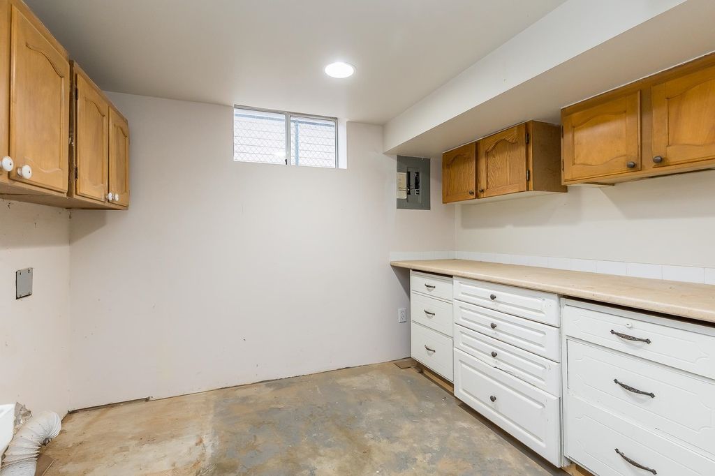 listing image 1102139902066931925