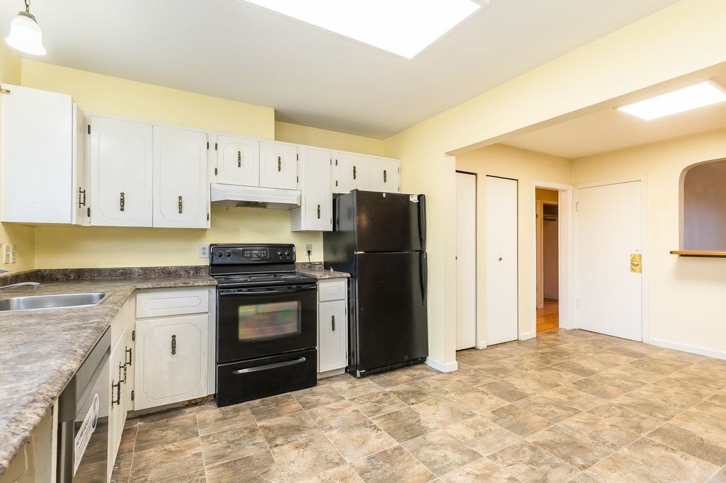 listing image 1108842557896258917