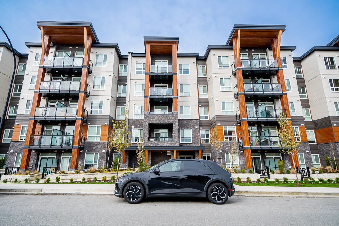 12109 223 Street 403