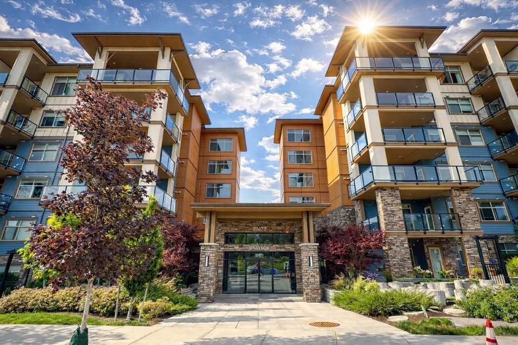 Photo of 20673 78 Avenue #317, Langley, BC V2Y 3K1 (MLS # R3147921)