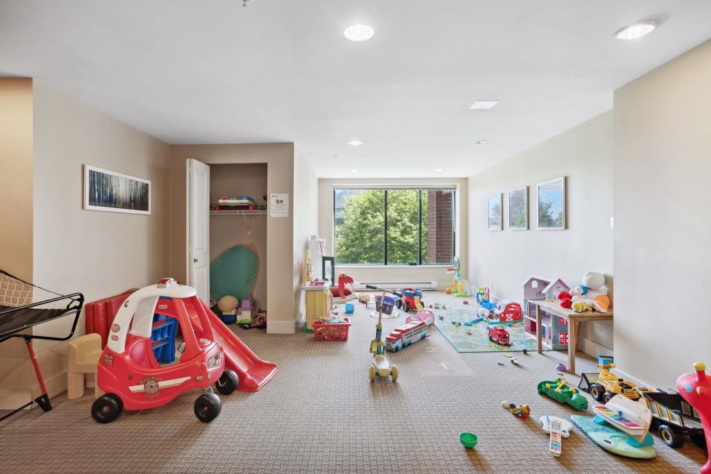 listing image 1101907316148828275