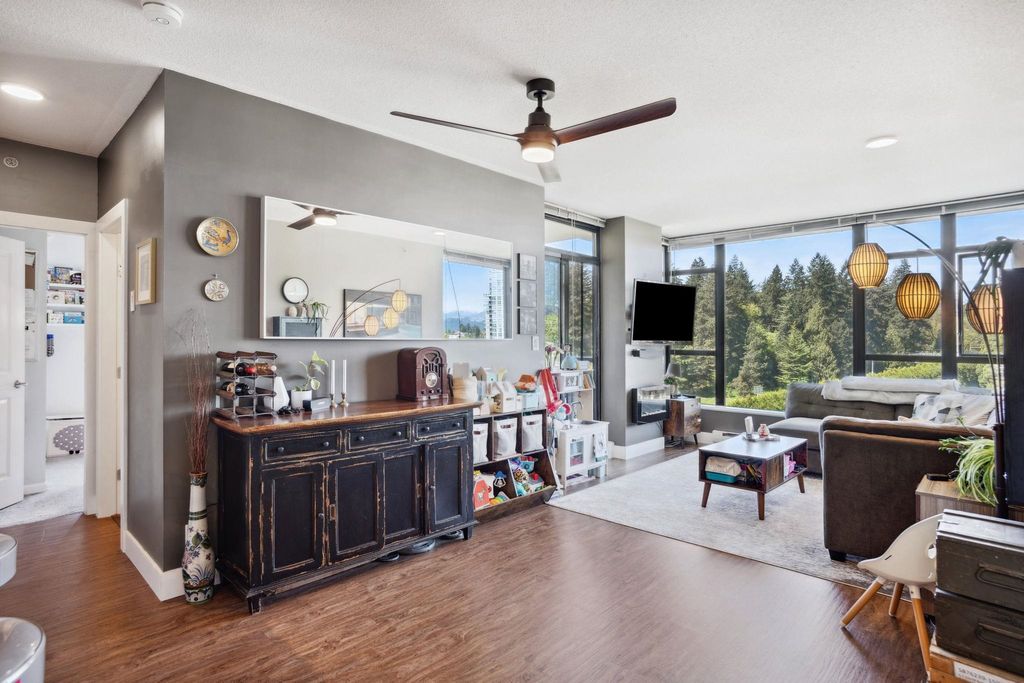 listing image 1102433032323077139