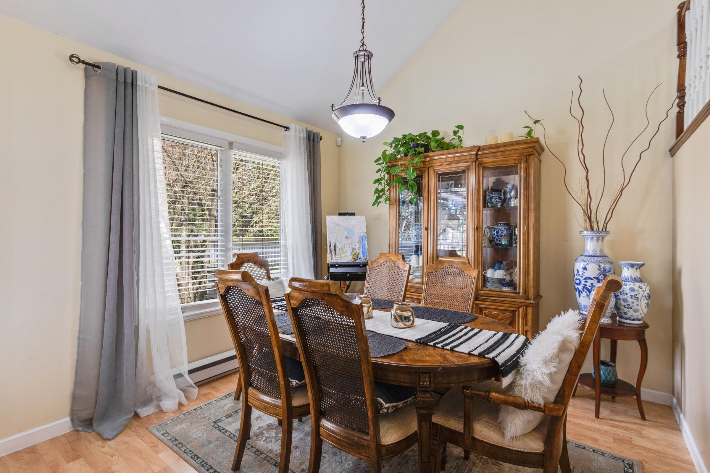 1518 Bowser Avenue 205