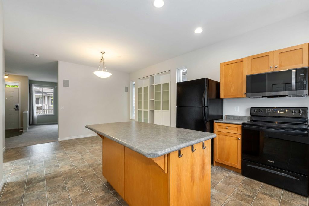 listing image 1105734522834393250