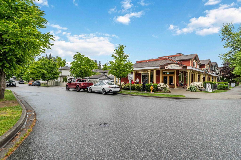 listing image 1107739087048762600