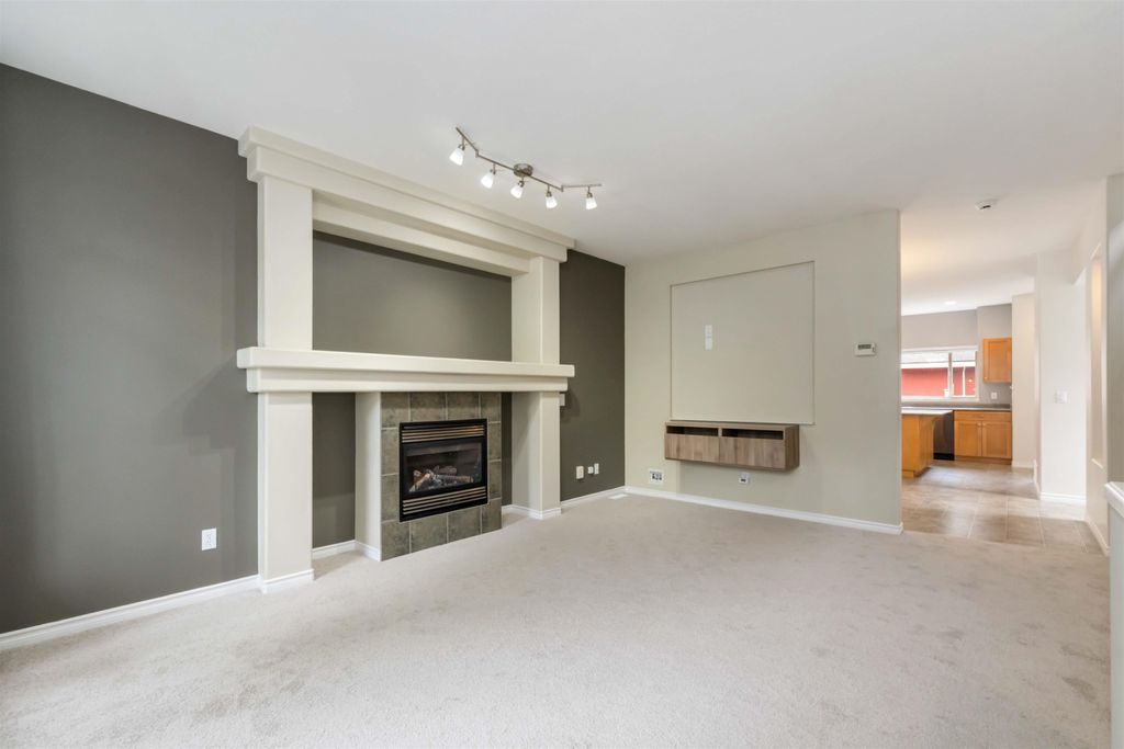 listing image 1104237047763348637