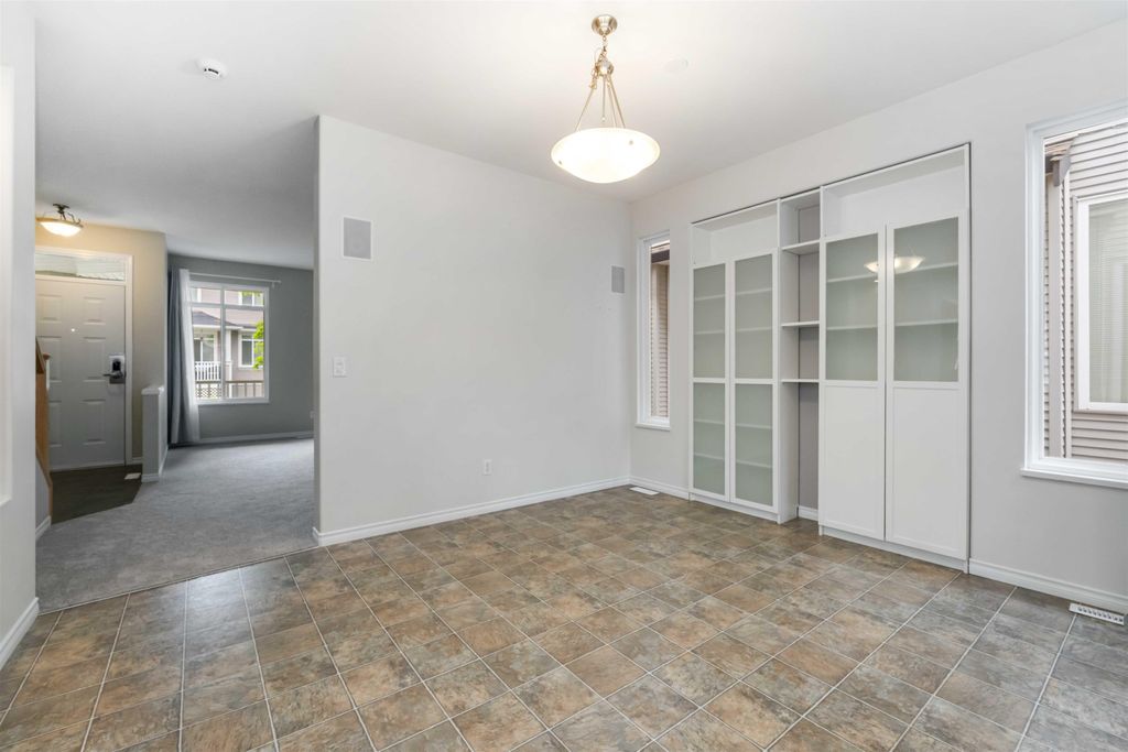 listing image 1107216035277044870