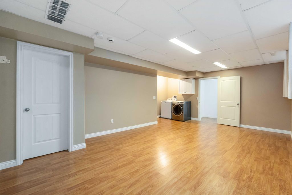 listing image 1107338020652519485