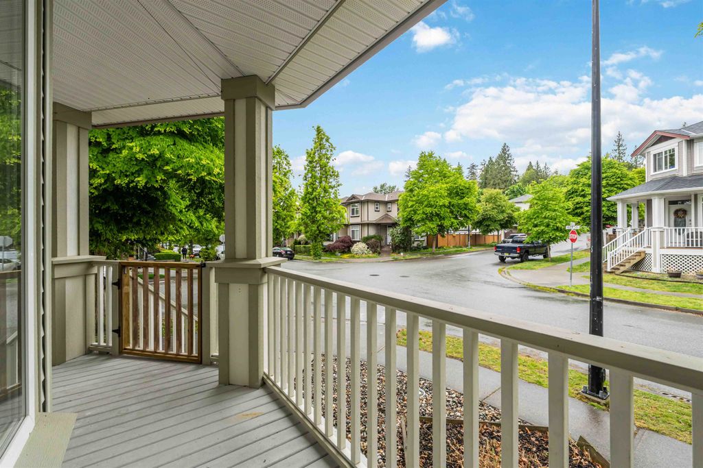 listing image 1100383991280812192