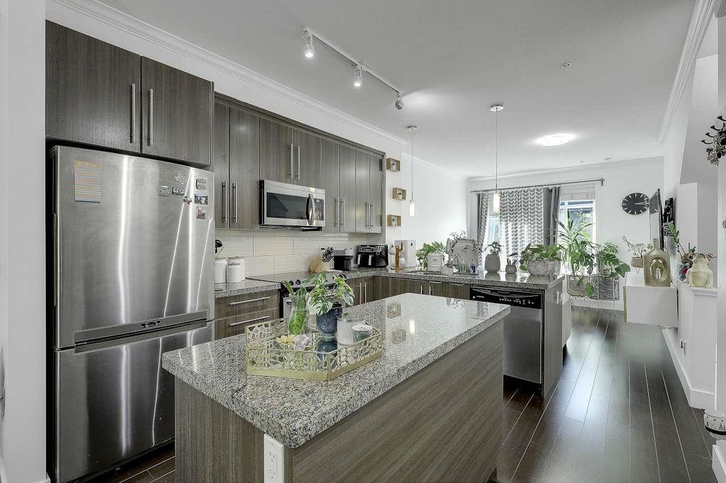 Photo of 8251 209b Street #94, Langley, BC V2Y 0J9 (MLS # R3115118)