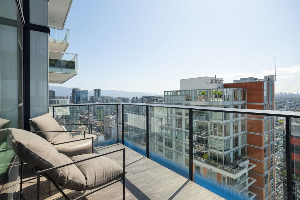 listing image 1109251550371323939