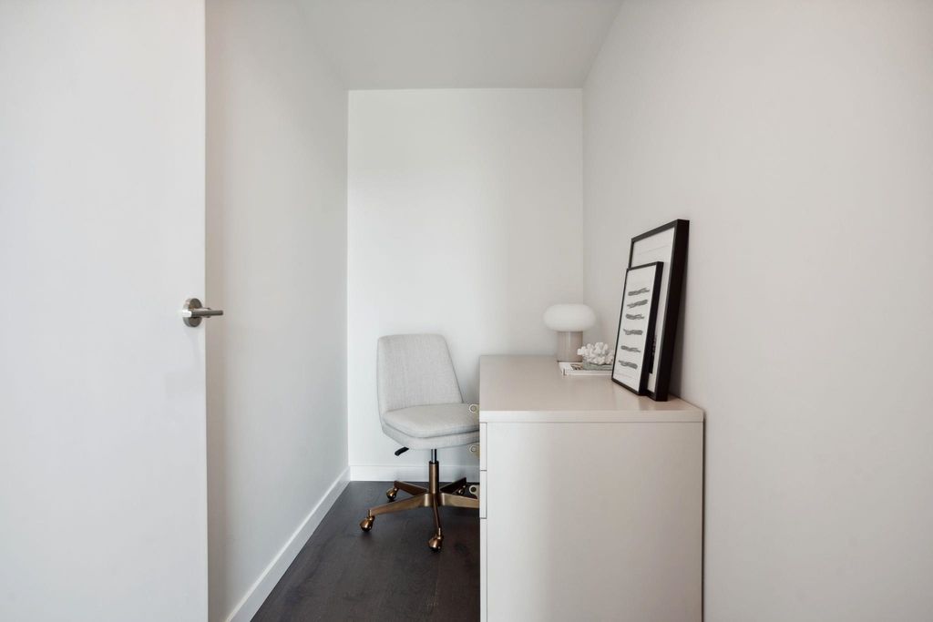 listing image 1107882058831245043