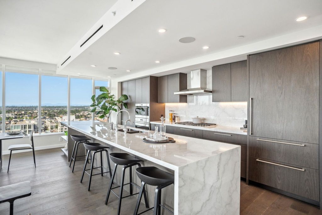 listing image 1104626348201447583