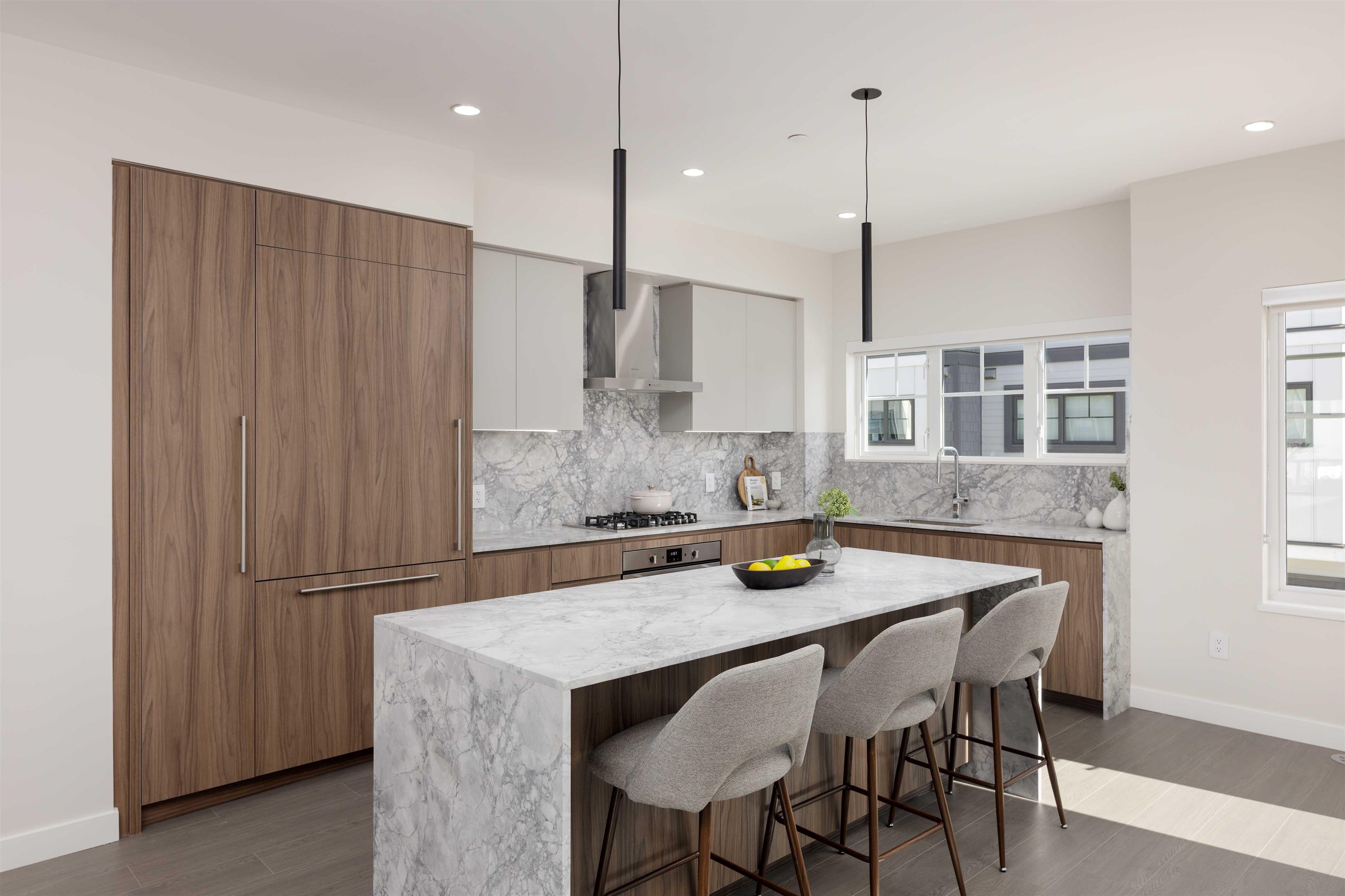 19451 Sutton Avenue 127