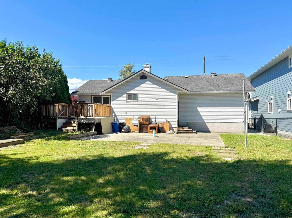 Photo of 46382 Stevenson Road, Chilliwack, BC V2R 3S6 (MLS # R3114840)