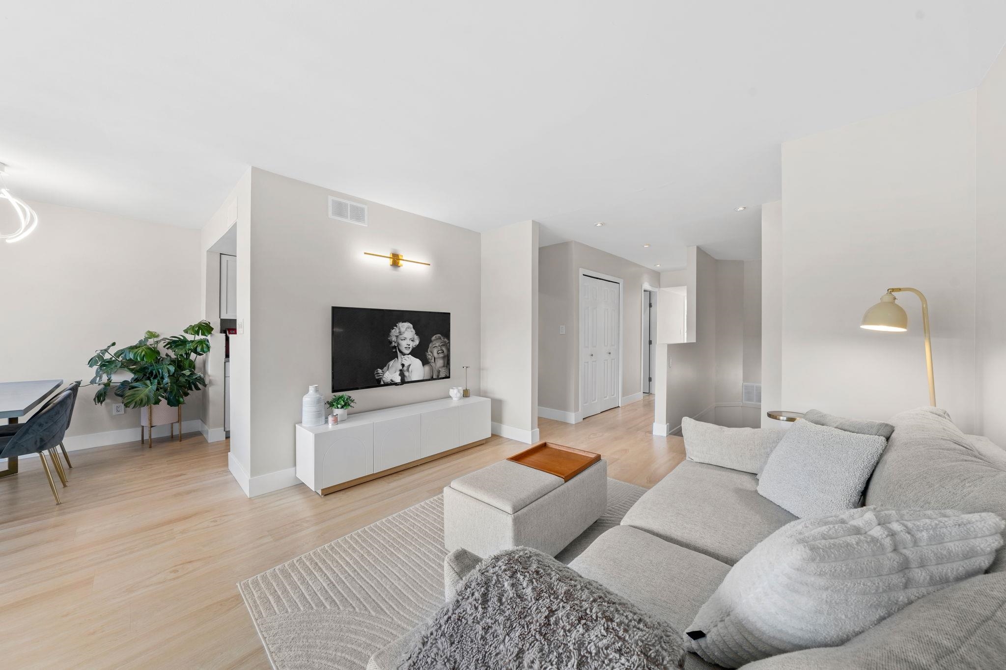 1001 Old Lillooet Road