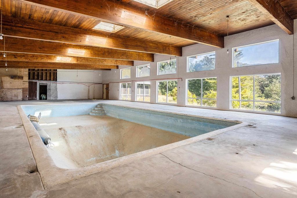 listing image 1104248903402794670