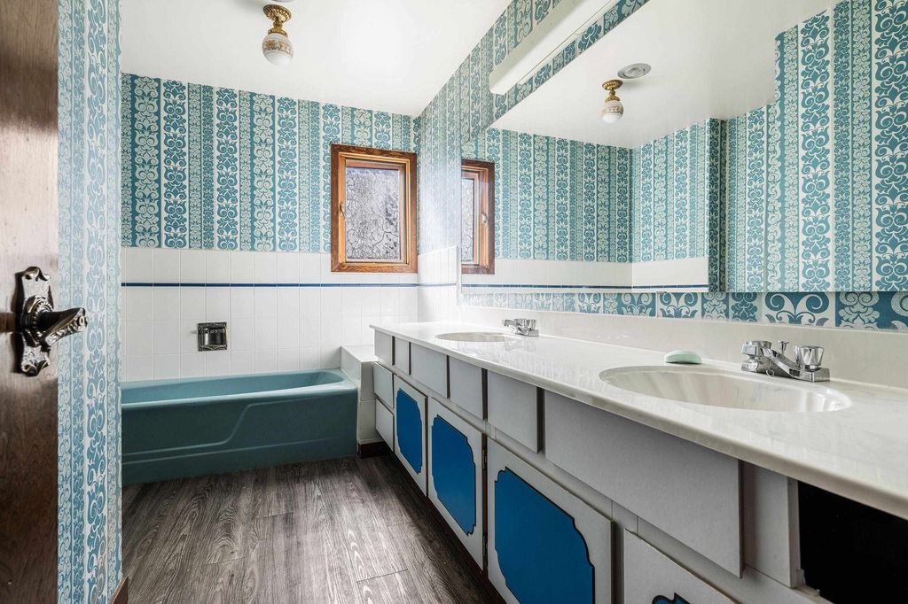 listing image 1108012038969717229