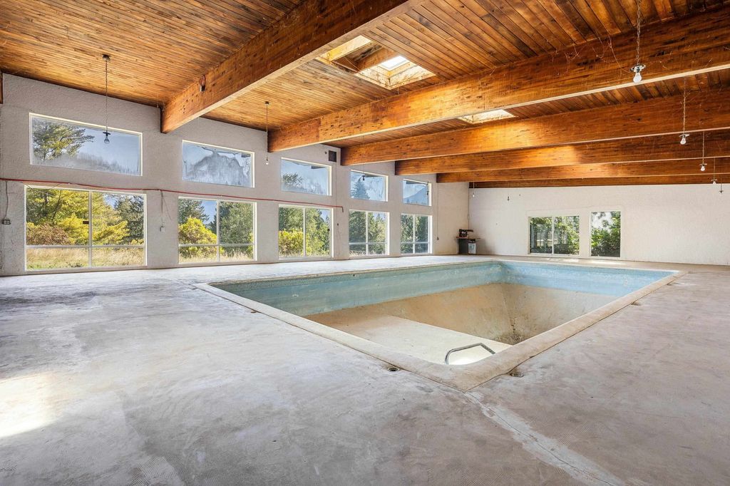 listing image 1102869183480419605