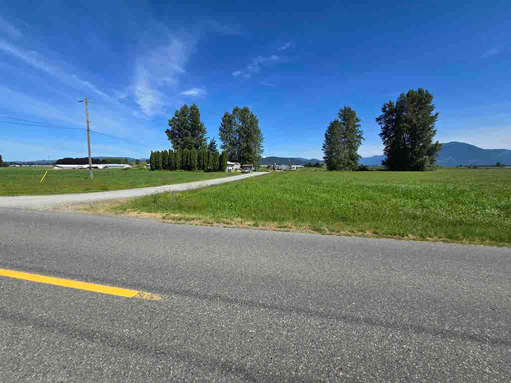 Photo of 34561 Fore Road, Abbotsford, BC V3G 1R6 (MLS # R3131722)