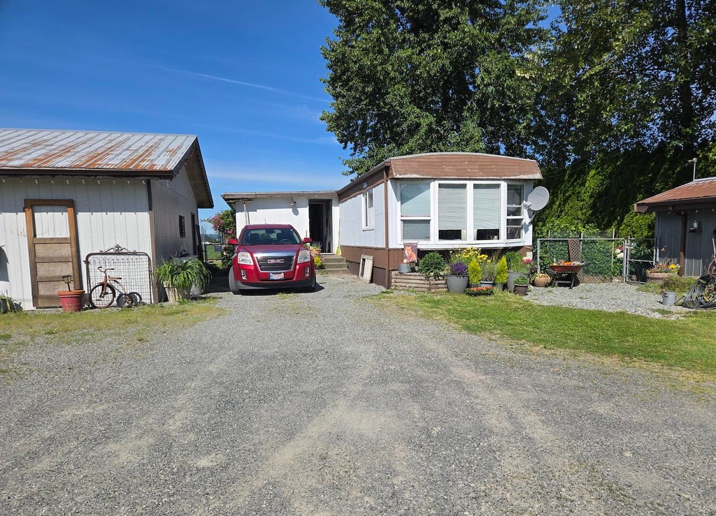 Photo of 34561 Fore Road, Abbotsford, BC V3G 1R6 (MLS # R3131722)