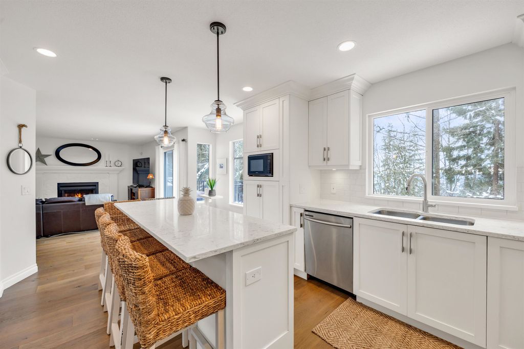 listing image 1101214363977845923