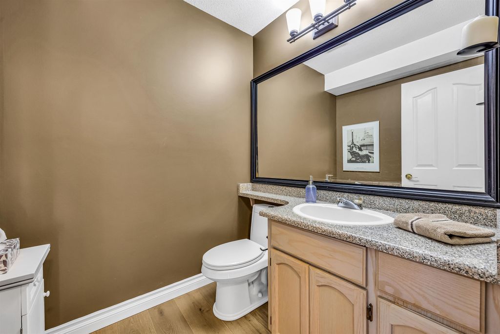 listing image 1102451240998321102