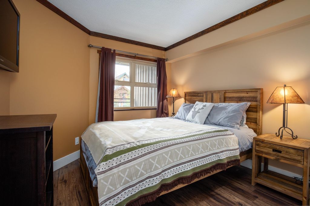 listing image 1105164058703155508