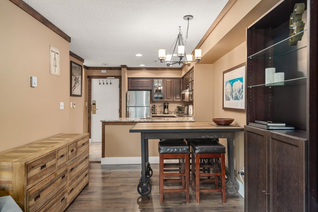 listing image 1106767977680170714