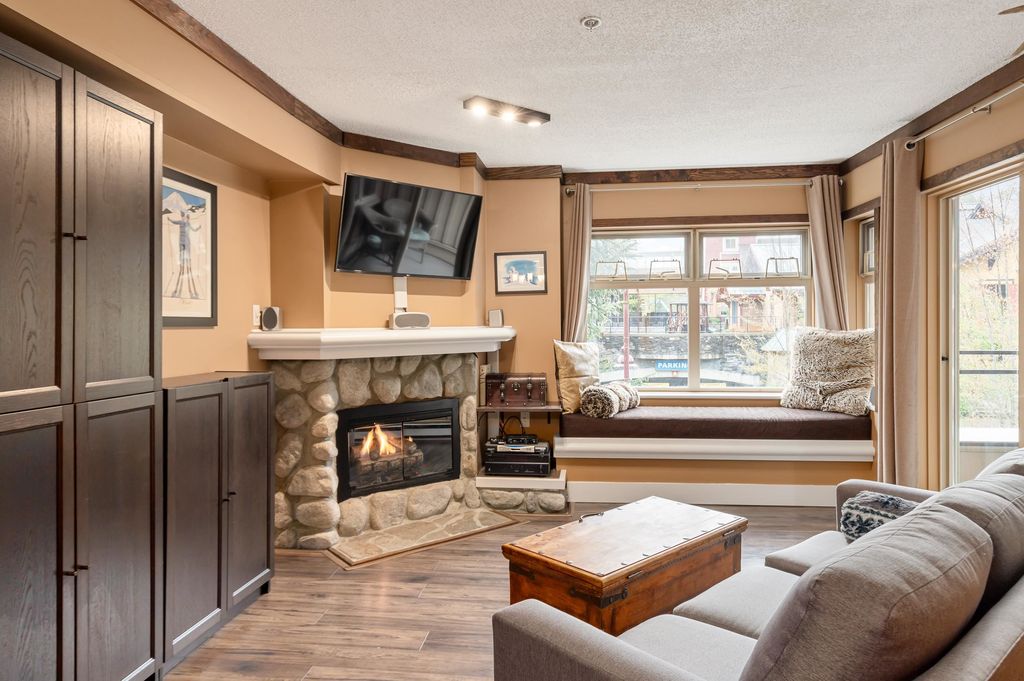 listing image 1102175993870039274