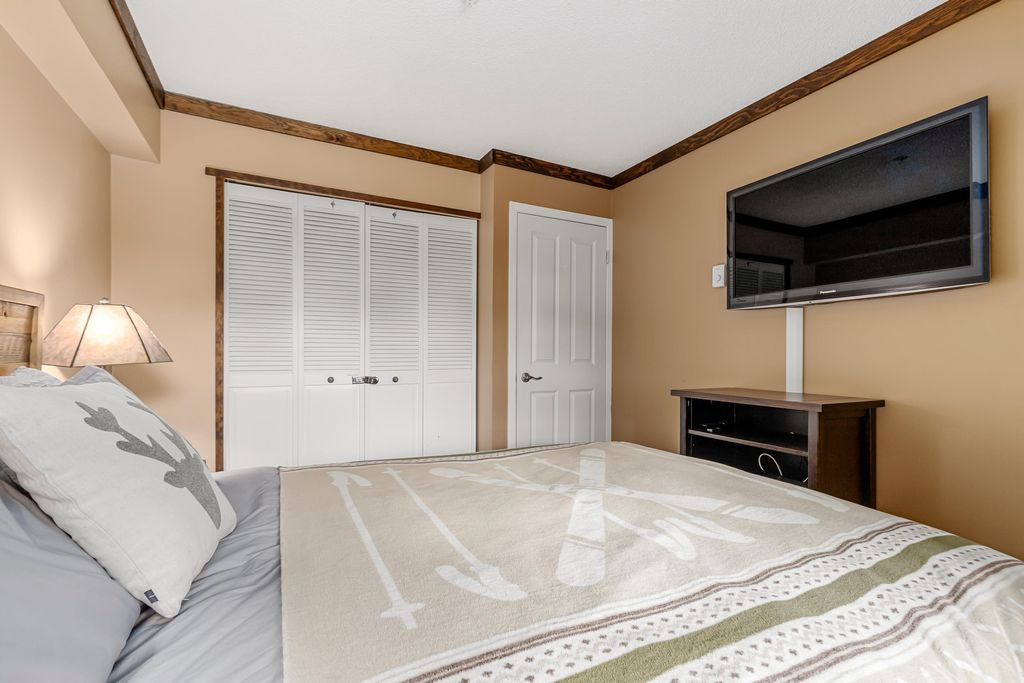 listing image 1102685056976832265