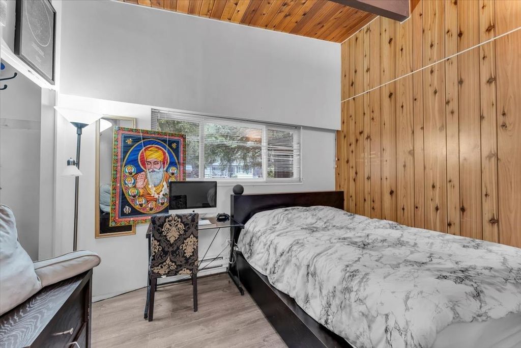 listing image 1107118154994853355