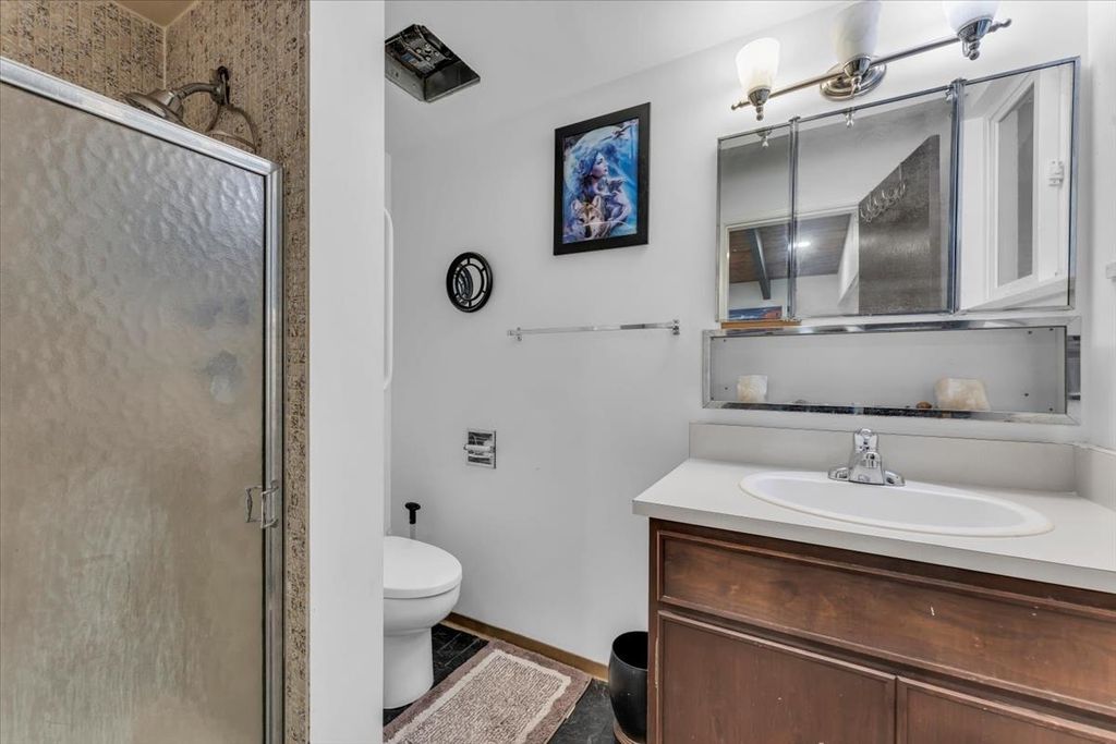 listing image 1105107302261964075