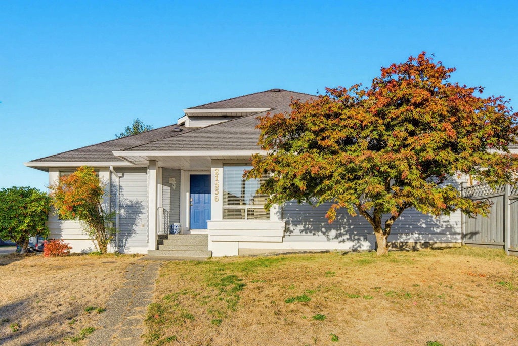 Photo of 21556 86a Crescent, Langley, BC V1M 2E3 (MLS # R3166911)
