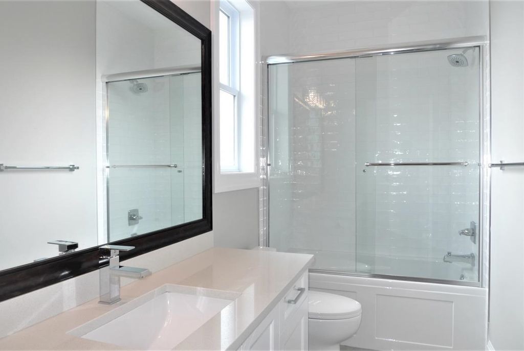 listing image 1109695841020733130