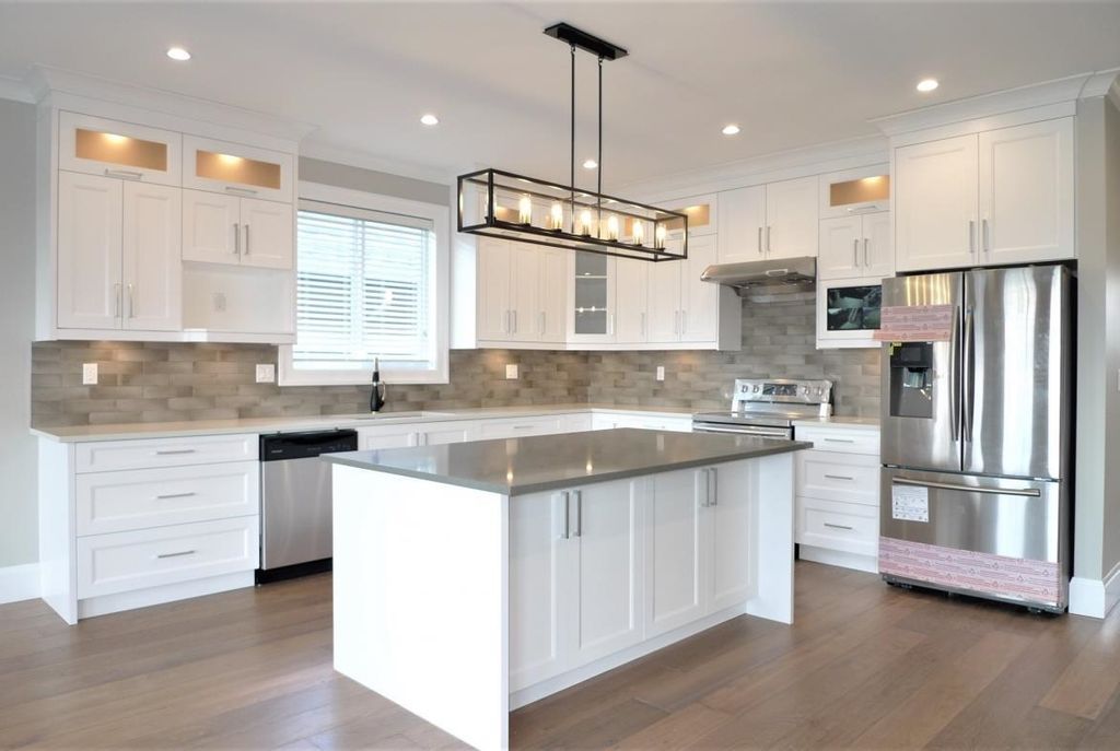 listing image 1106661707427302914