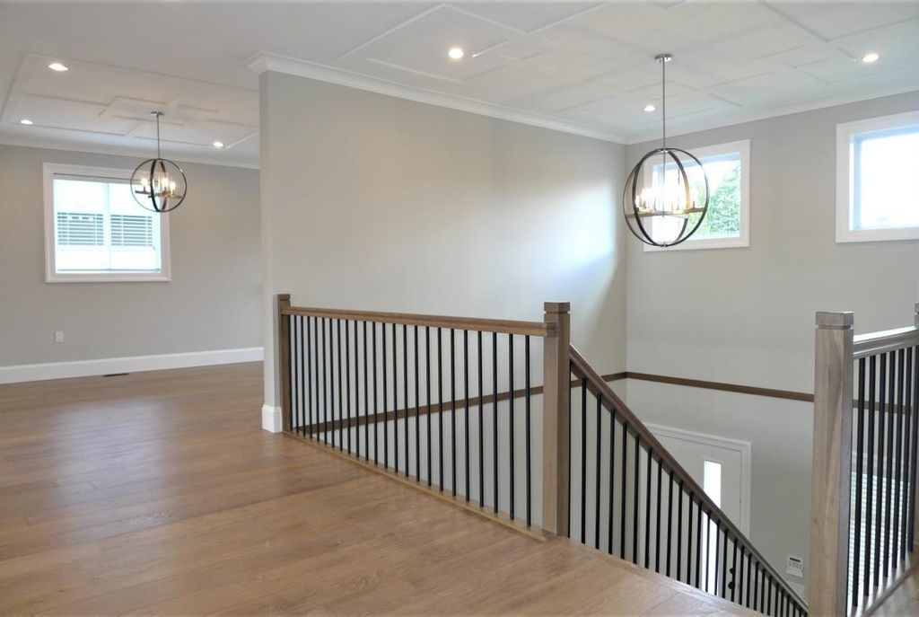 listing image 1108379687407793941