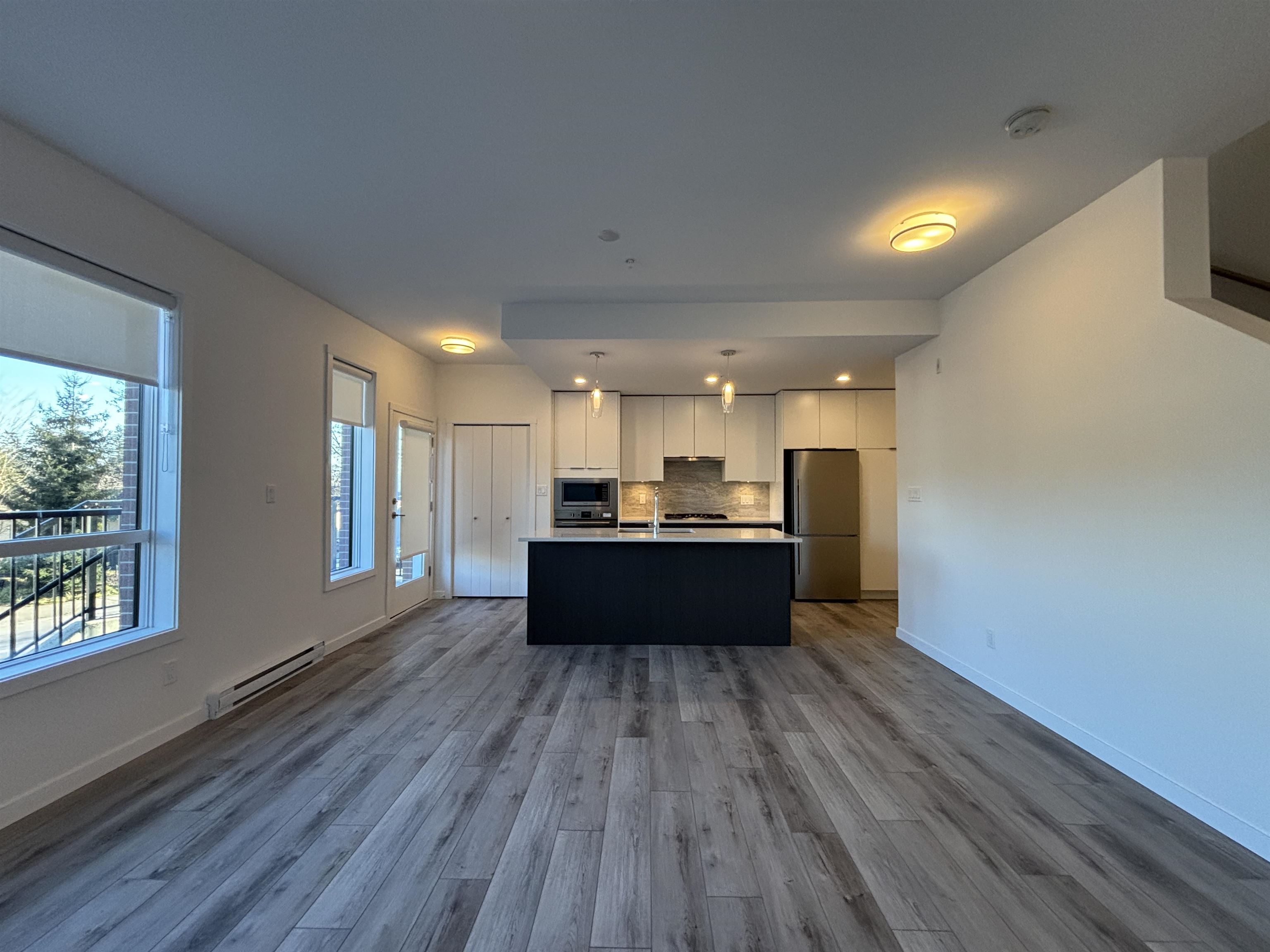 11639 227 Street 104